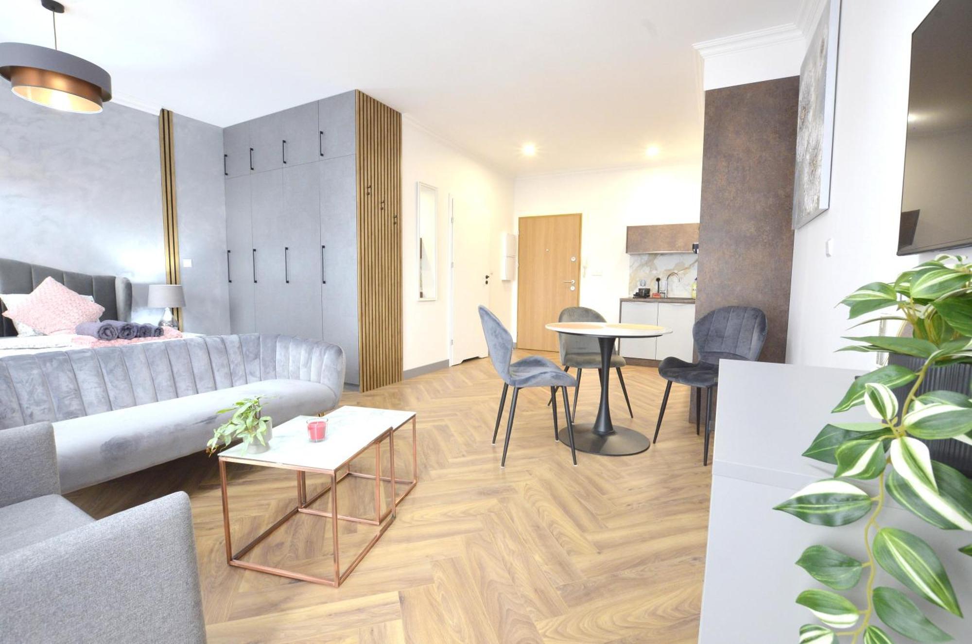 Private Parking, Secure Building - Central Apartments Old Town & Main Station Gdansk Exterior photo